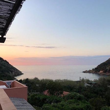 Appartamento A Due Passi Dal Mare Nisporto 외부 사진